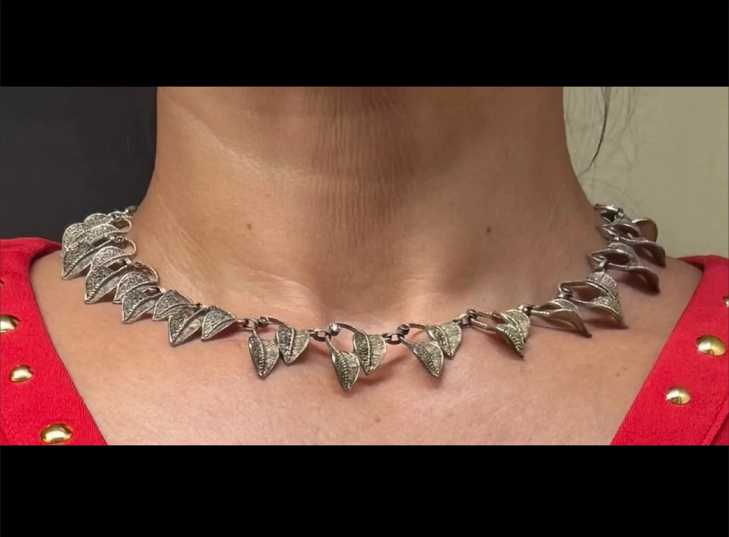 🇨🇦🍁Vintage Nina Ferrer 925 Silver Necklace image indicator(3)