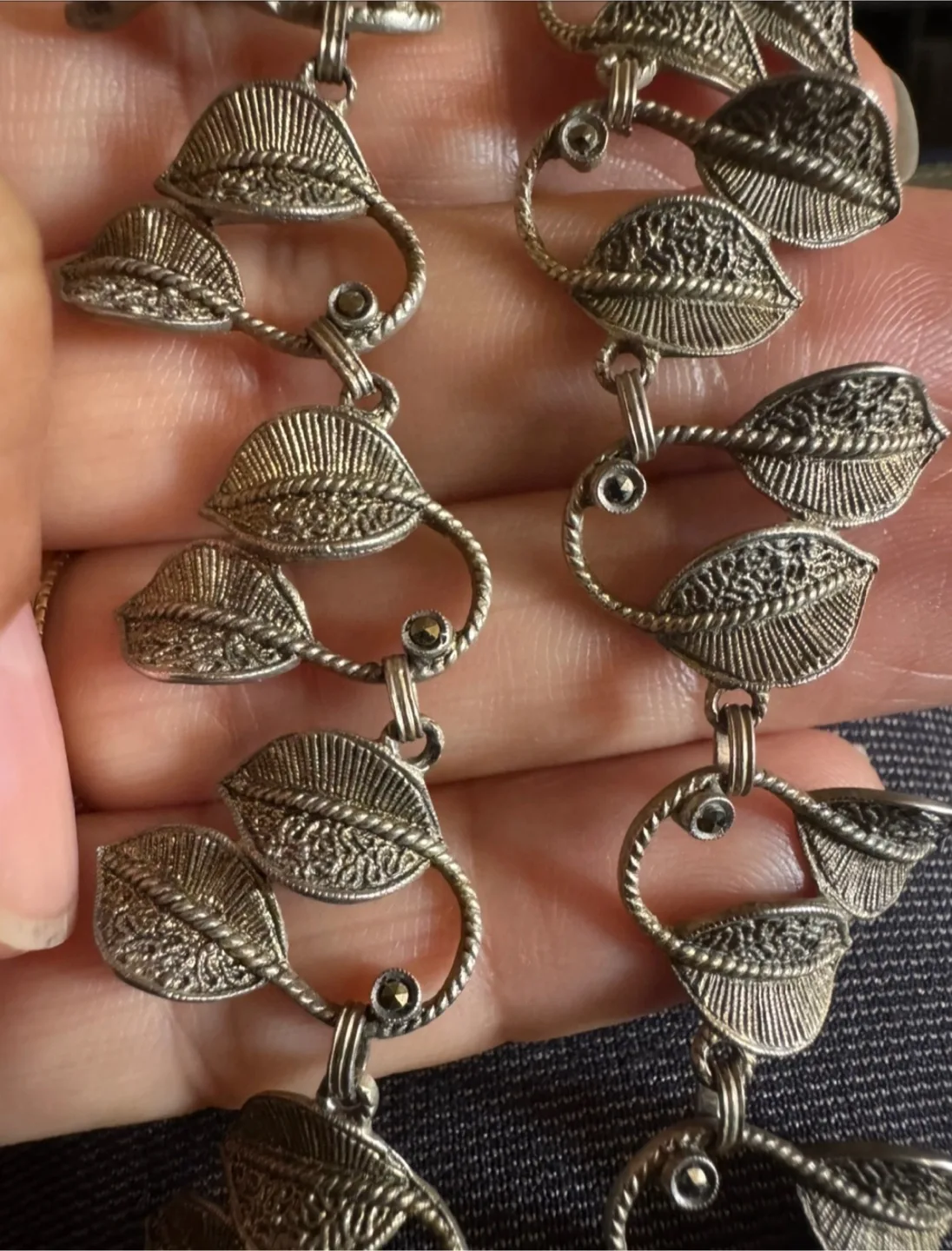 🇨🇦🍁Vintage Nina Ferrer 925 Silver Necklace image indicator(2)