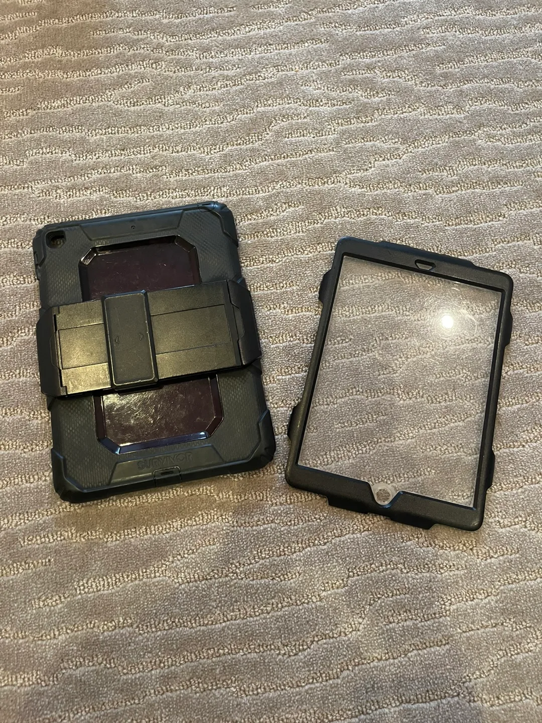 iPad 5th Generation 32GB cellular version - Silver image indicator(5)