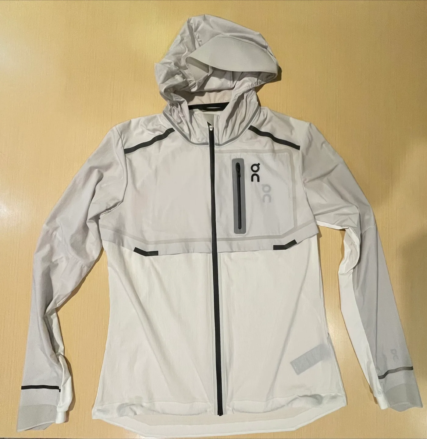 On running jacket women thumbnail
