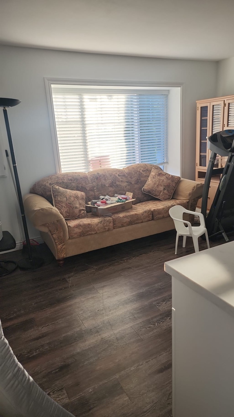 1 bedroom suite for rent - photo 3