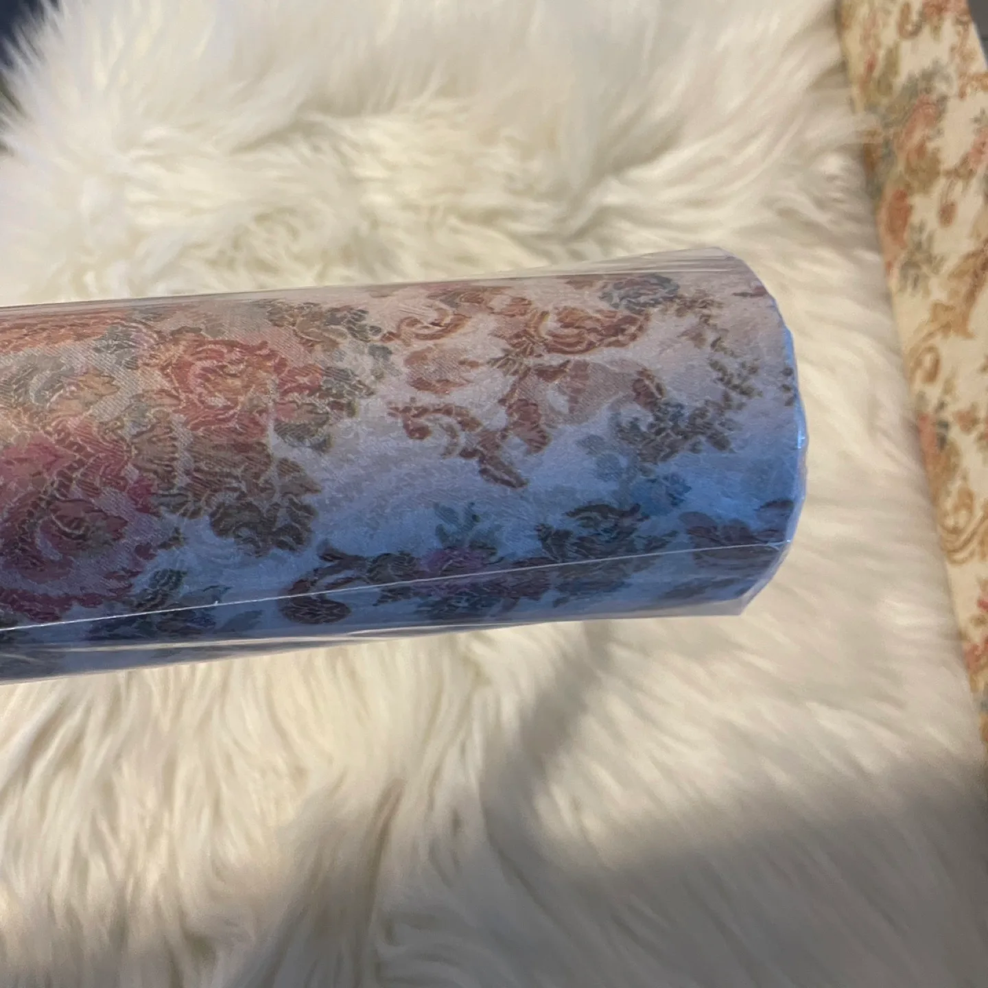 Vintage Floral Shelf Liner - New in Box image indicator(3)