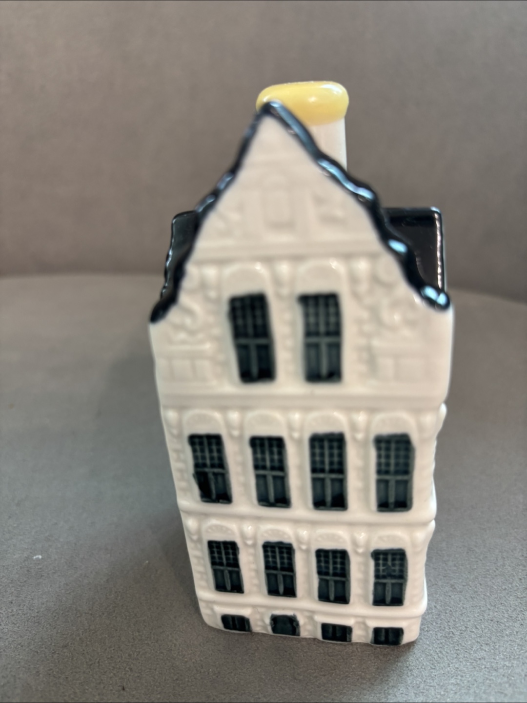KLM Bols Amsterdam House #81