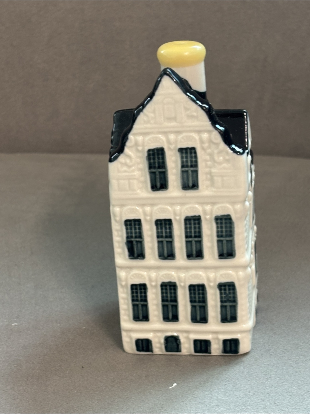 KLM Bols Amsterdam House #81 - photo 2