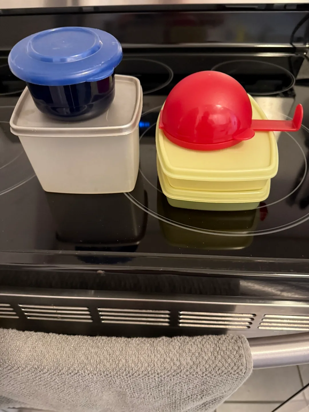 Tupperware Containers & Pitcher thumbnail