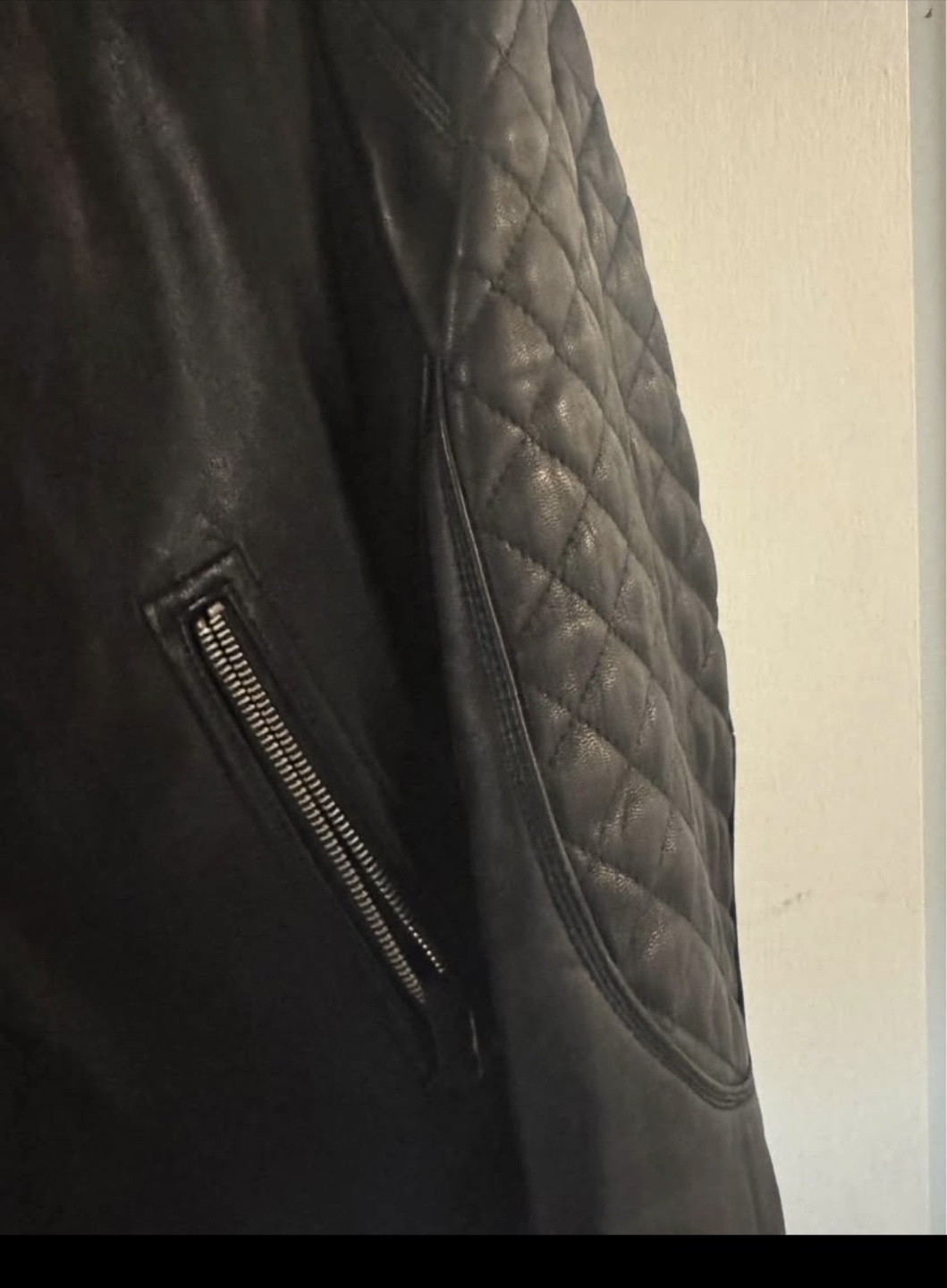 Real Leather black jacket - small - Moda International - photo 5