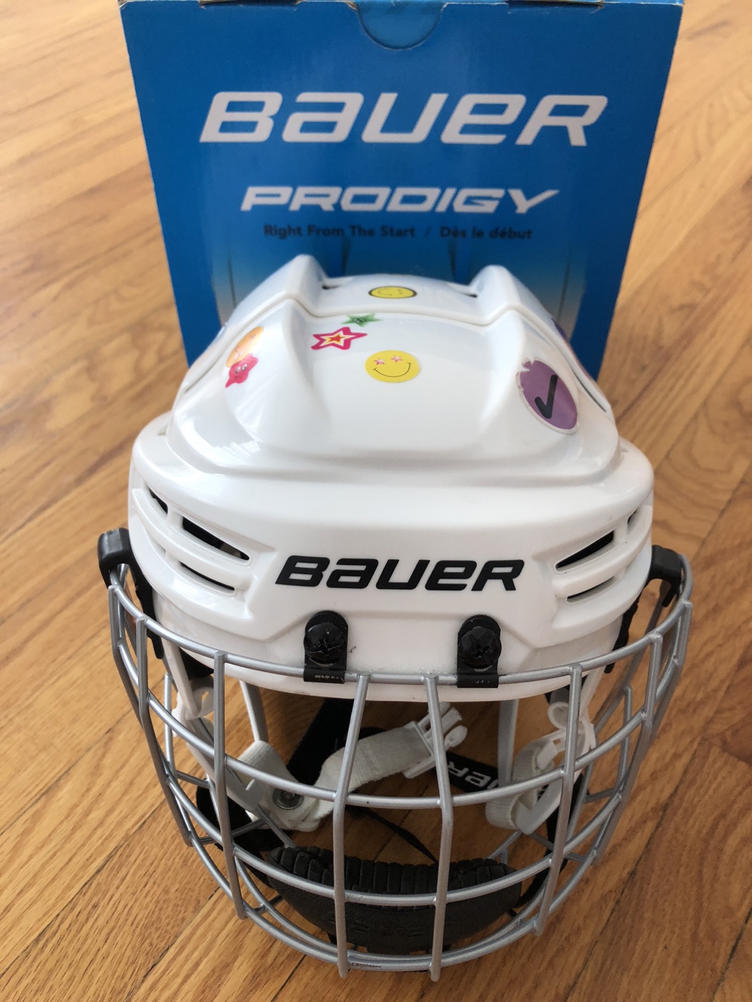 Kids Figure Skates (US Size 3) j+ Bauer Helmet & Skate Guards - photo 5