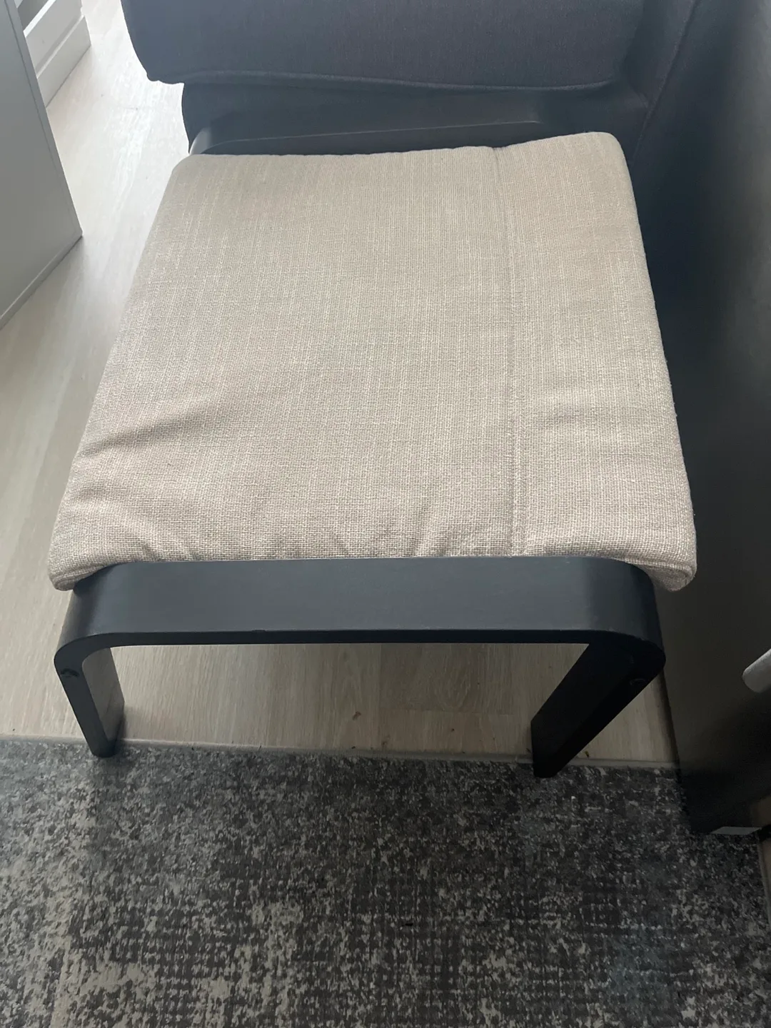 IKEA POÄNG Ottoman - Comfy Footrest image indicator(2)