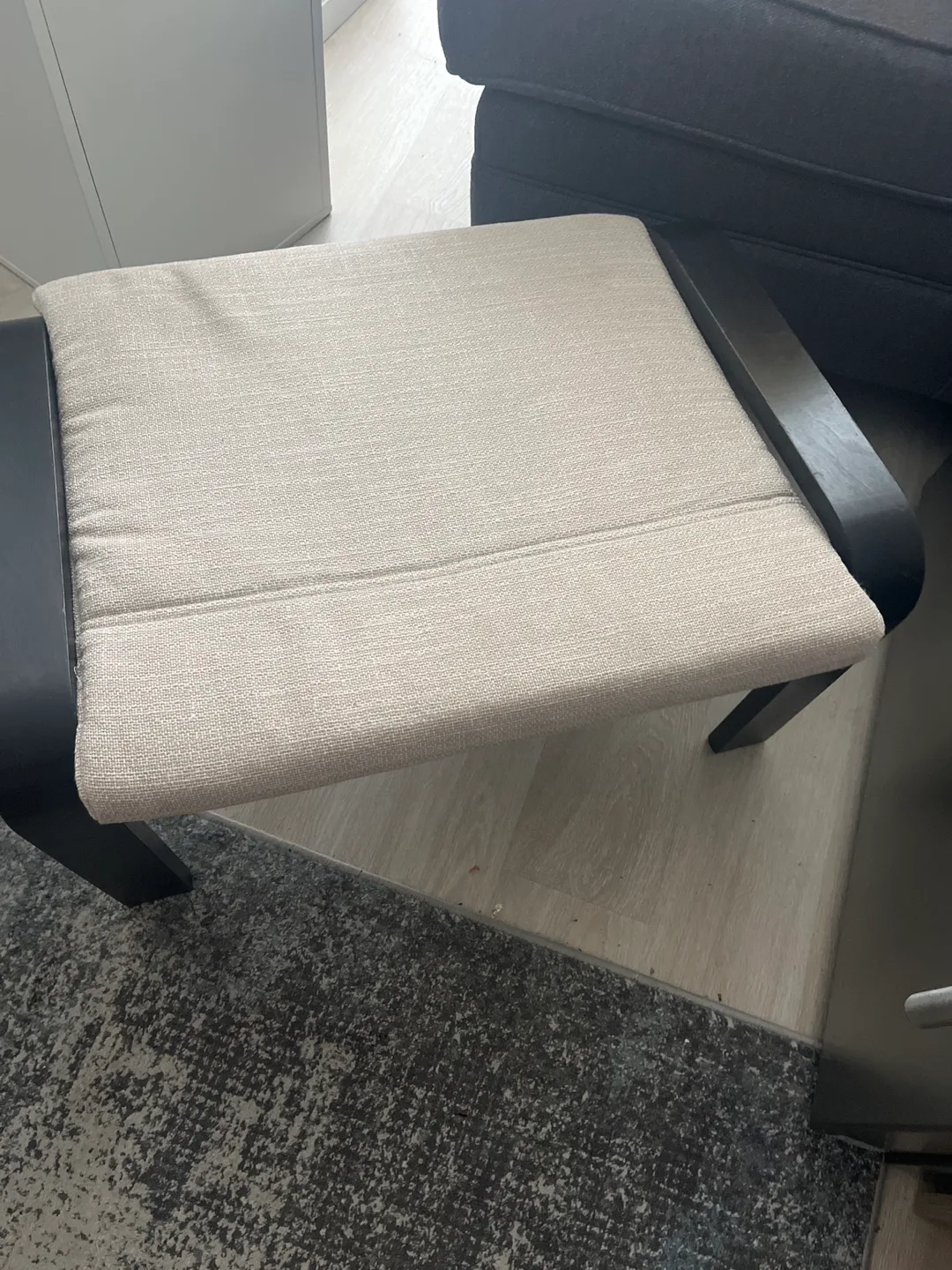 IKEA POÄNG Ottoman - Comfy Footrest image indicator(3)