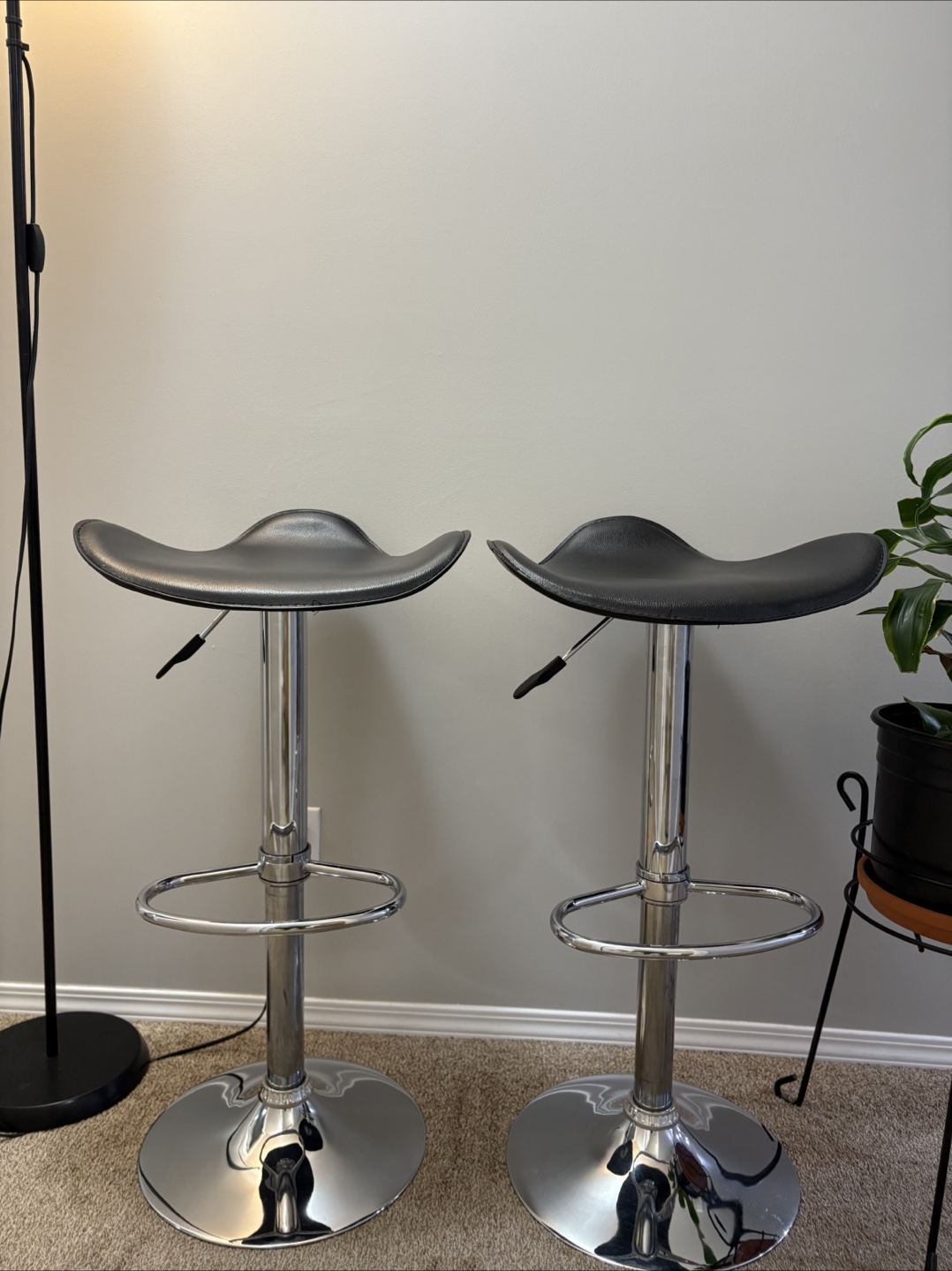 Set of 2 Black Adjustable Bar Stools
