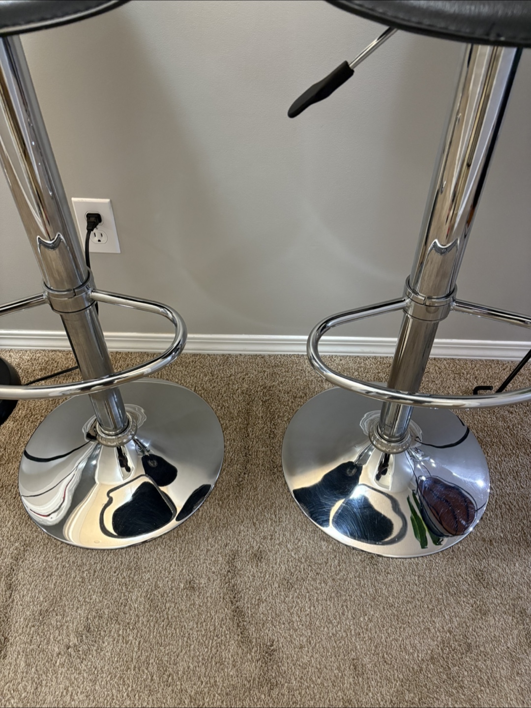 Set of 2 Black Adjustable Bar Stools - photo 5