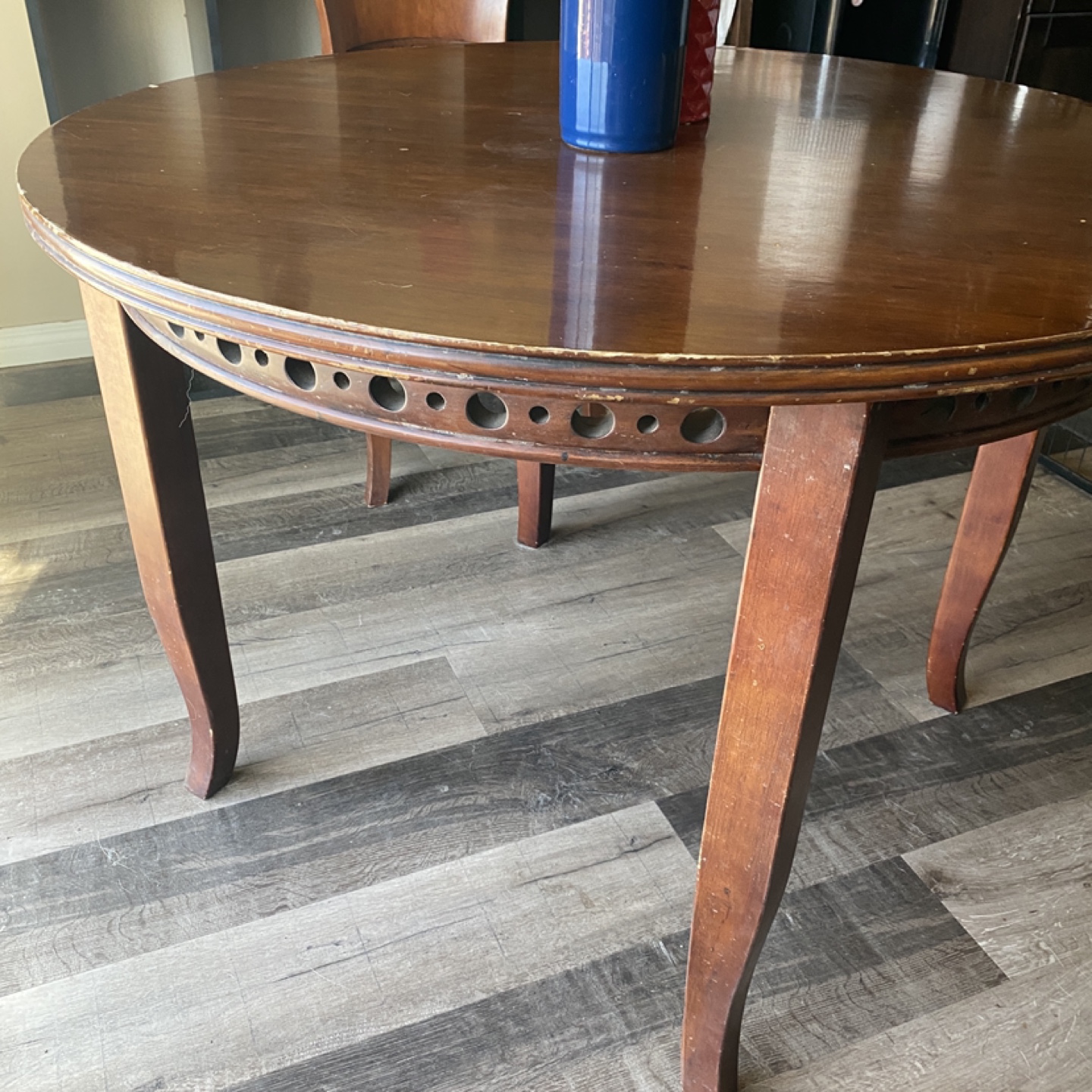 Round Wooden Dining Table (4 person) - photo 3