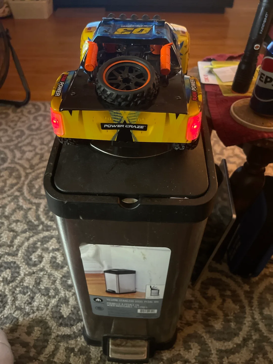 Remote control truck image indicator(2)