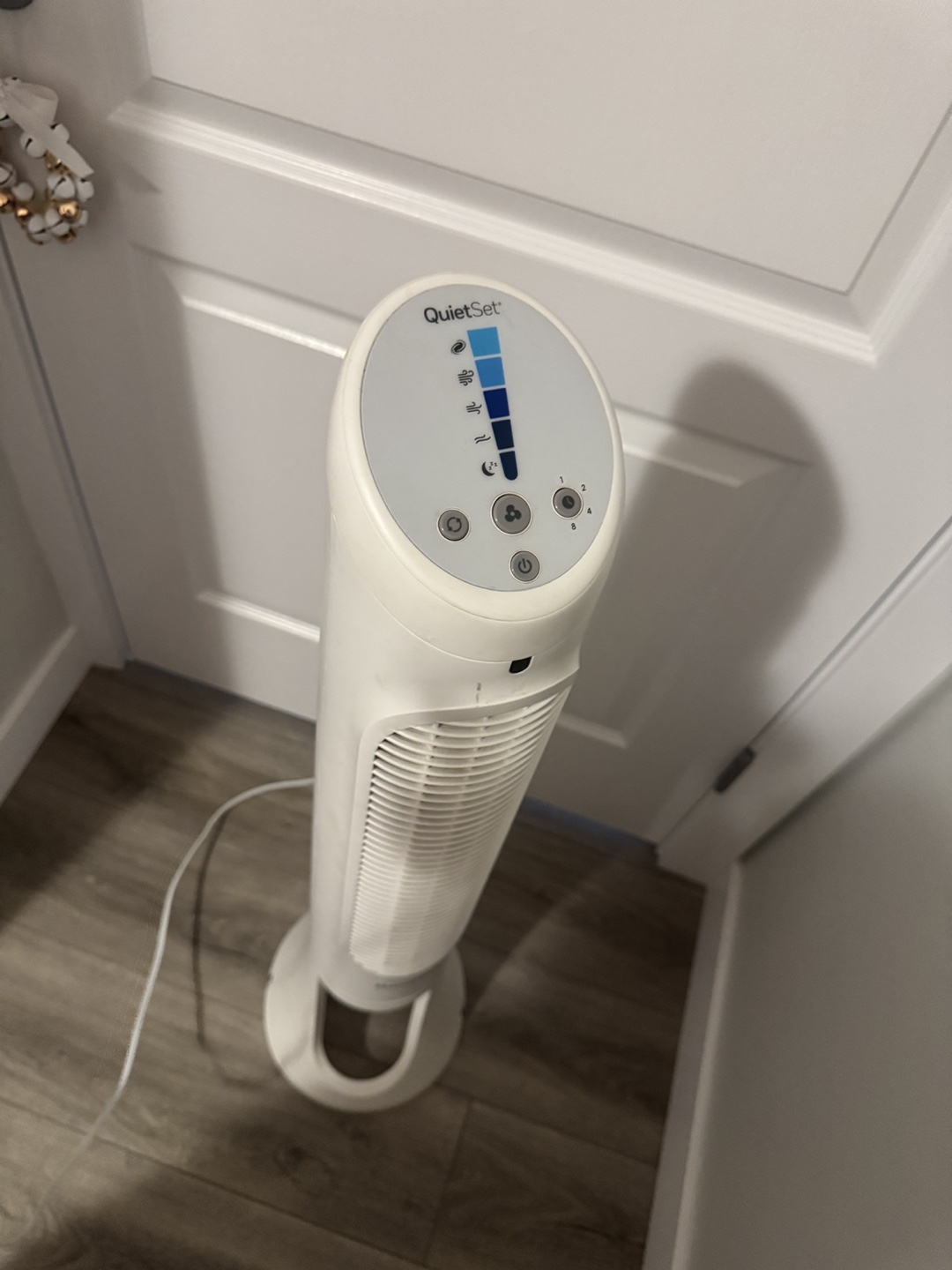 Honeywell QuietSet Tower Fan - photo 3