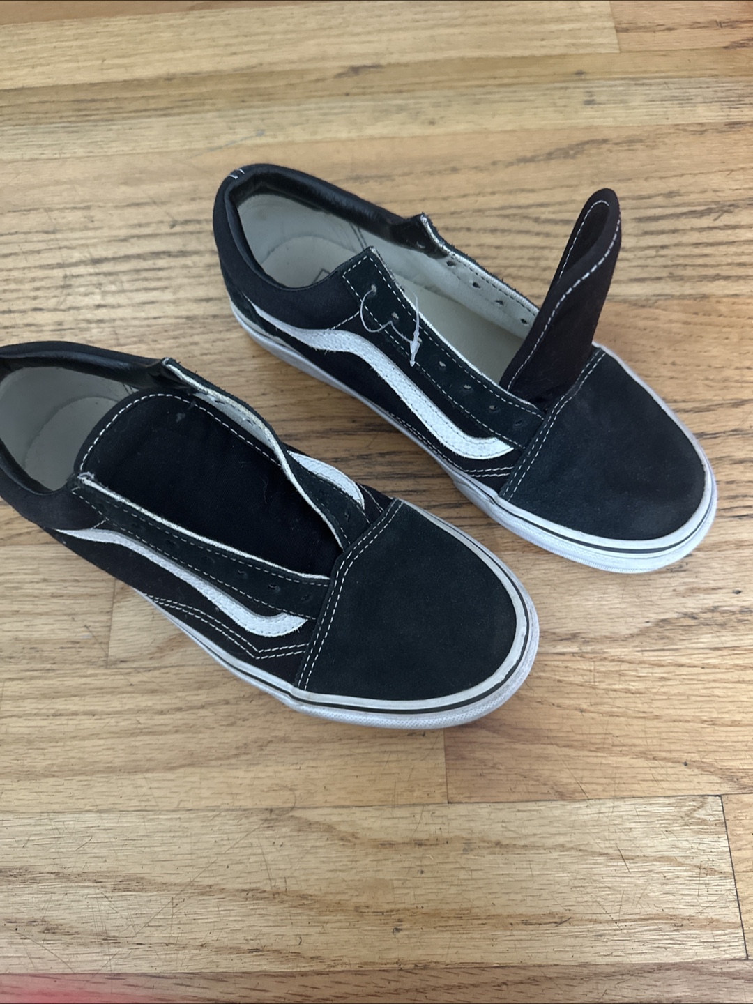Vans Old Skool - Black/White - Women's 6.5