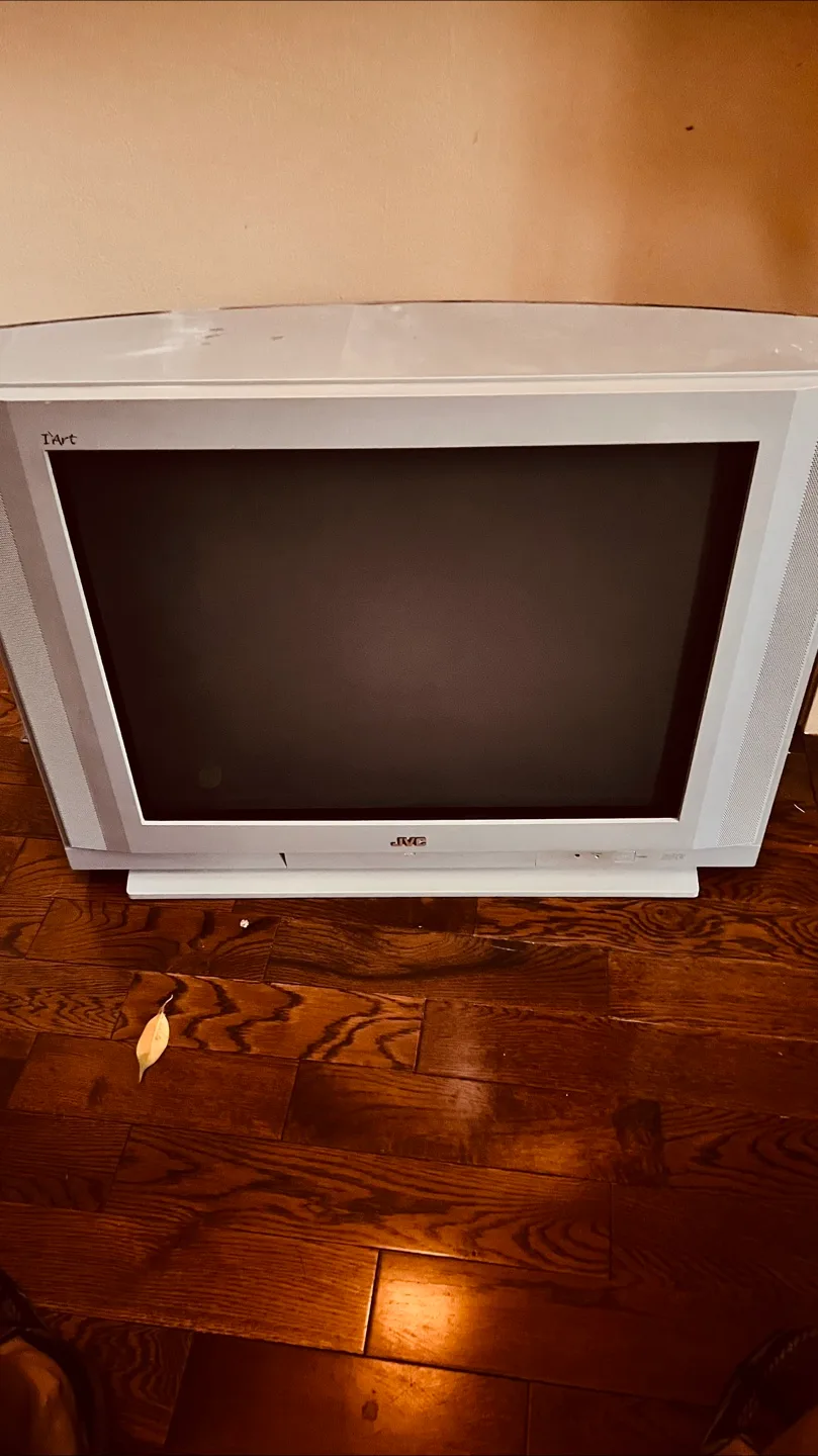 JVC AV-27F702 27-inch CRT TV 🇨🇦 thumbnail