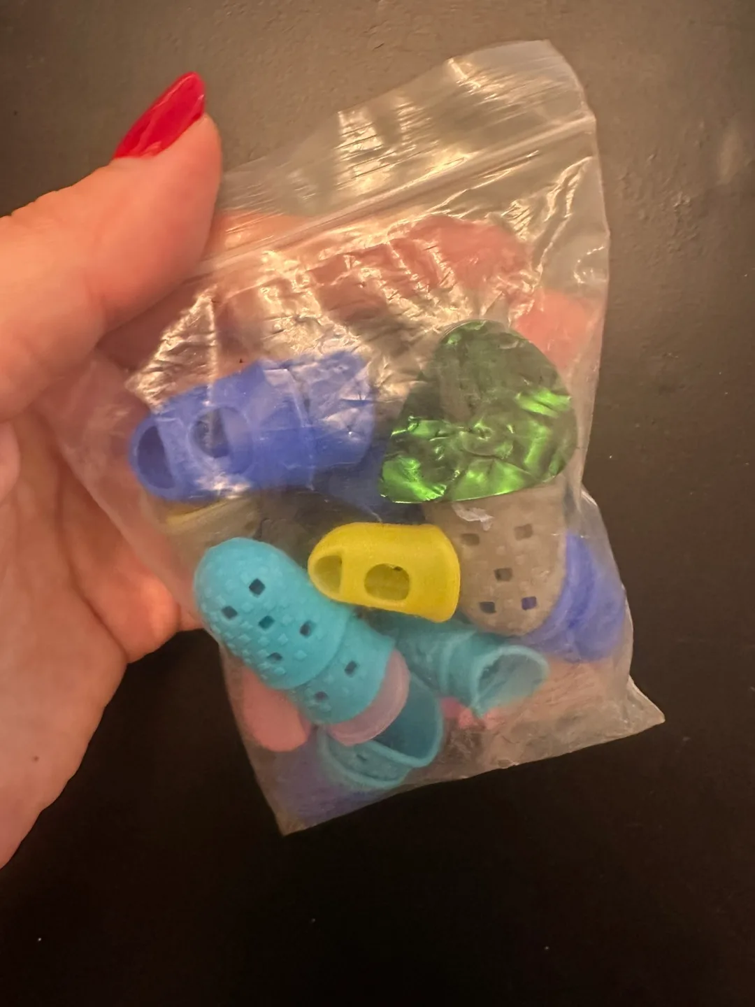 silicone finger protectors thumbnail