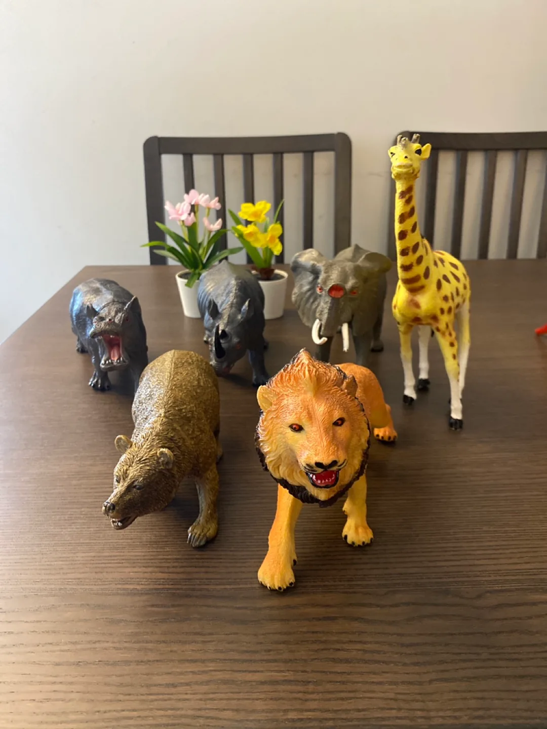 Animal Figurines Set thumbnail
