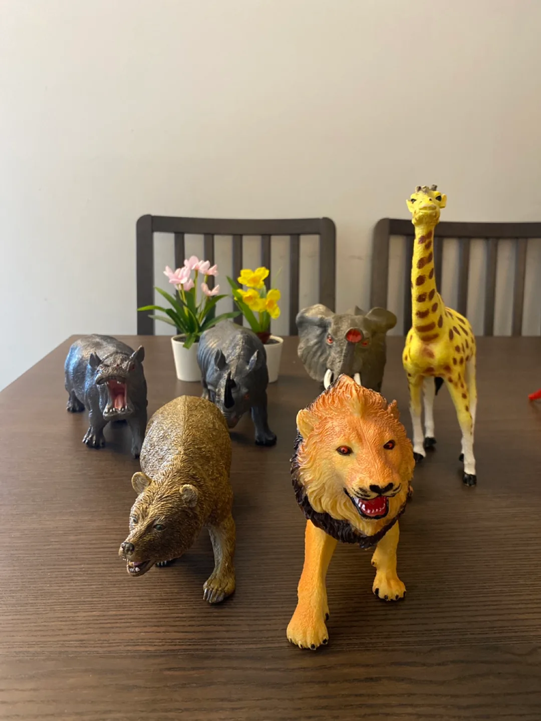 Animal Figurines Set image indicator(2)