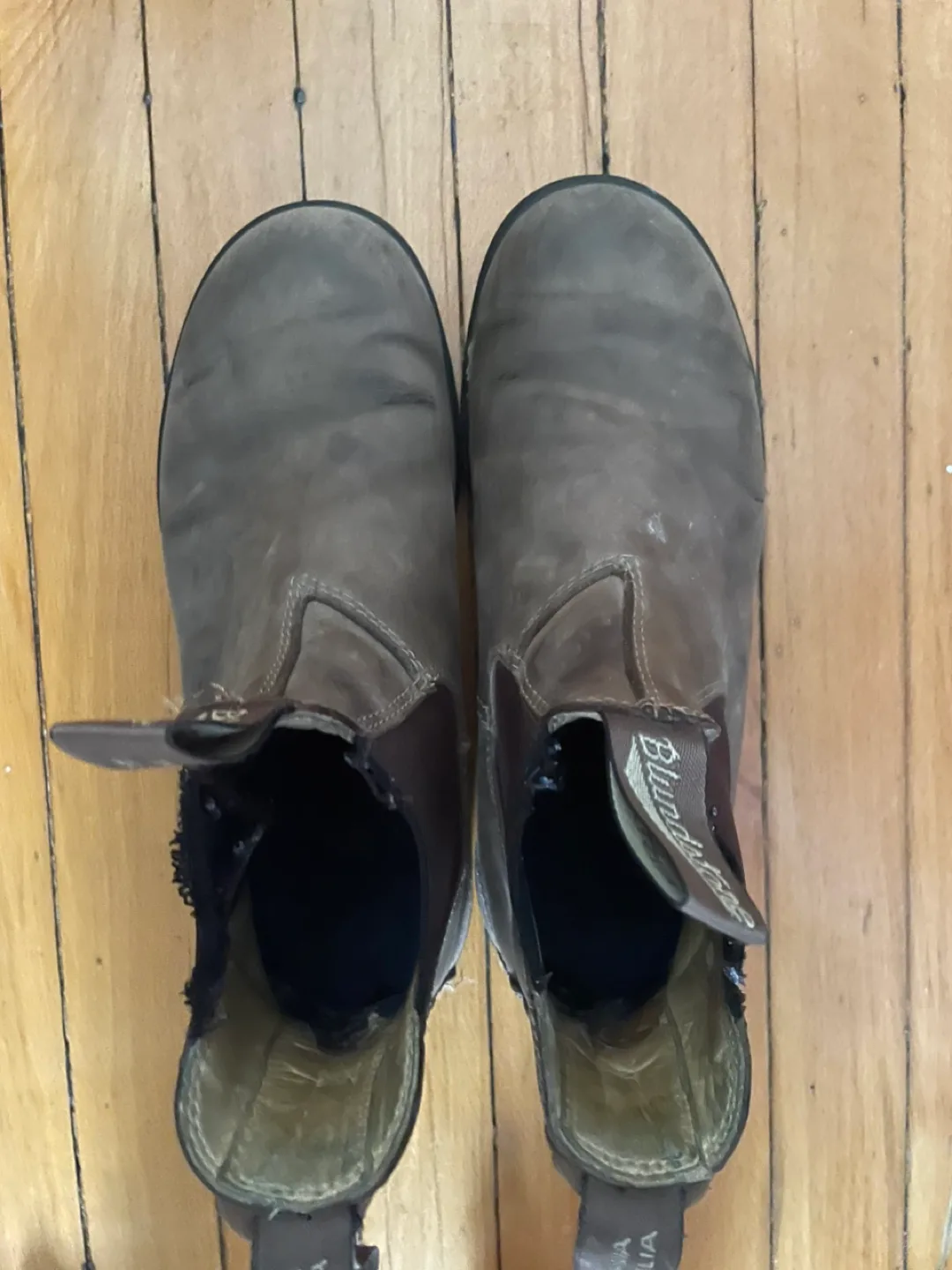 Blundstone Brown Leather Boots thumbnail