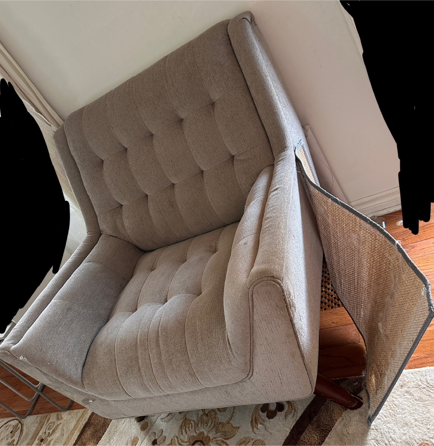Beige Tufted Armchair - photo 3