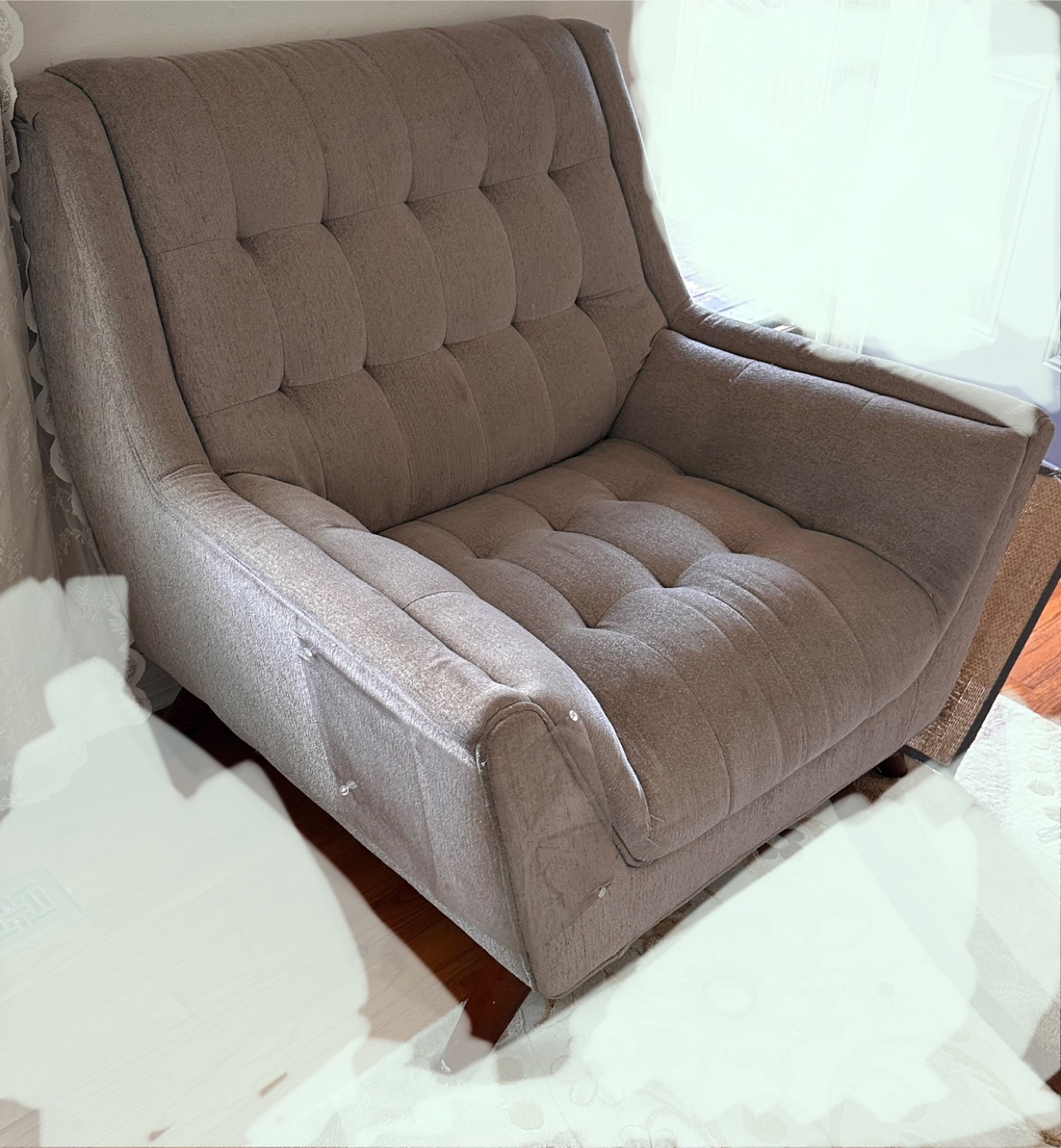 Beige Tufted Armchair - photo 2