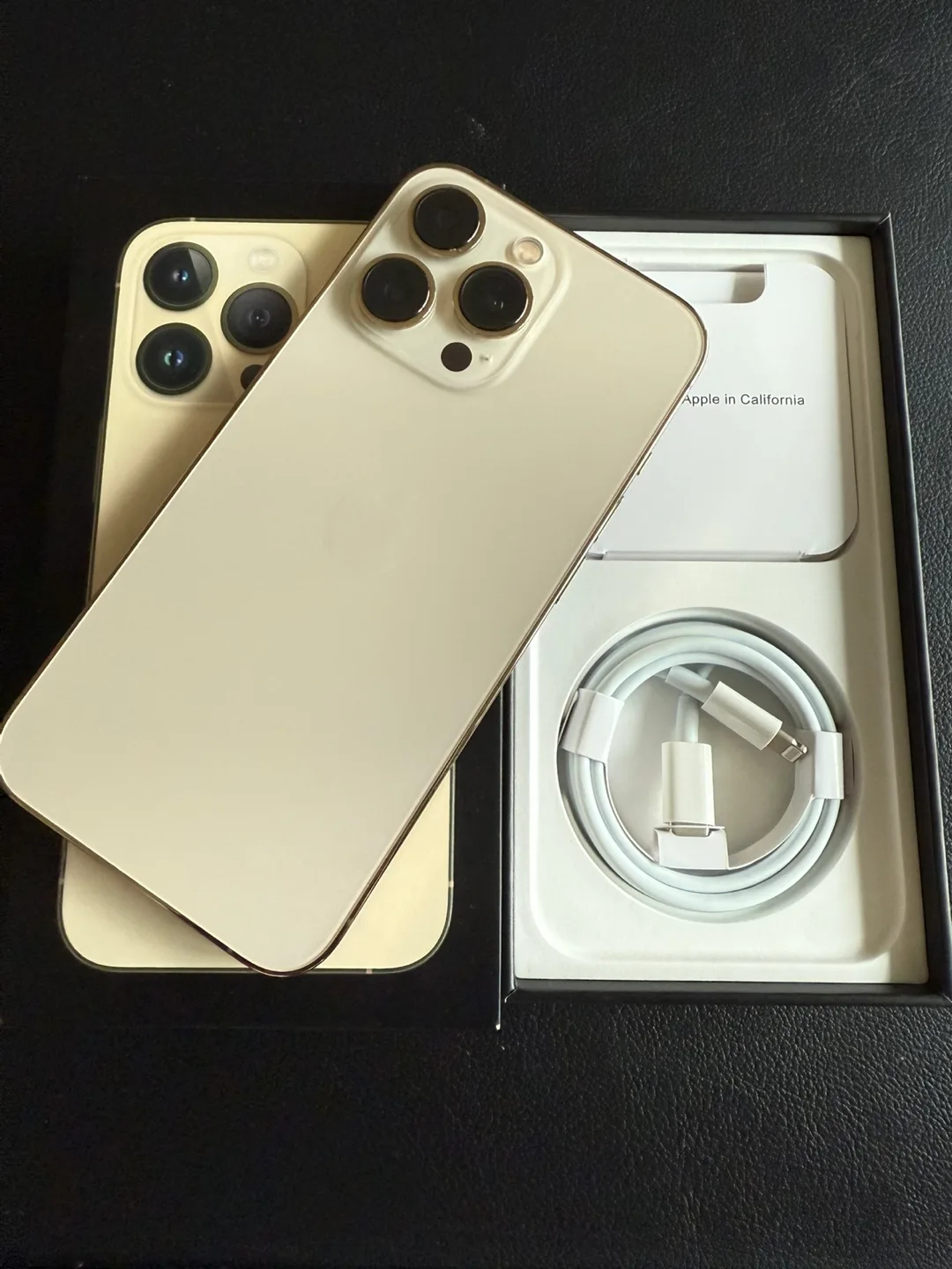 iPhone 13 Pro 256GB Gold thumbnail