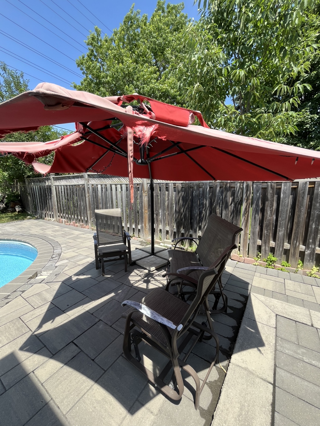 Patio Set with Glider Chairs and Umbrella