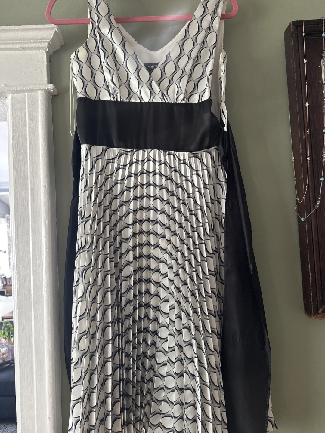 Alyn Paige New York Dress Size 9/10