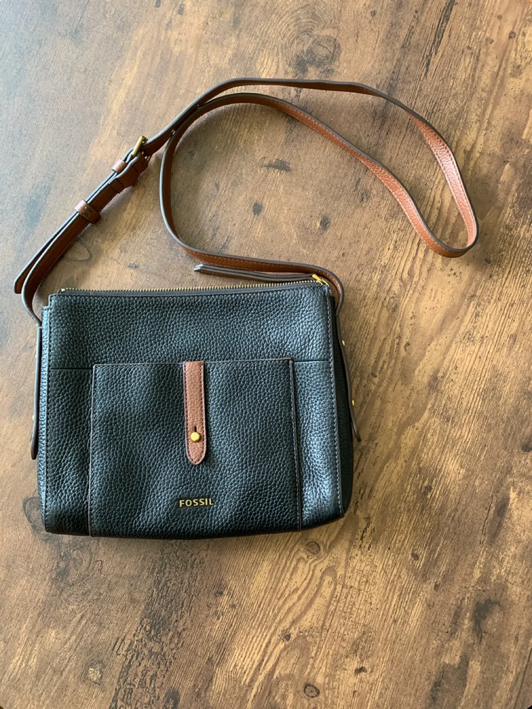 Fossil Black Leather Crossbody Bag 🇨🇦 thumbnail