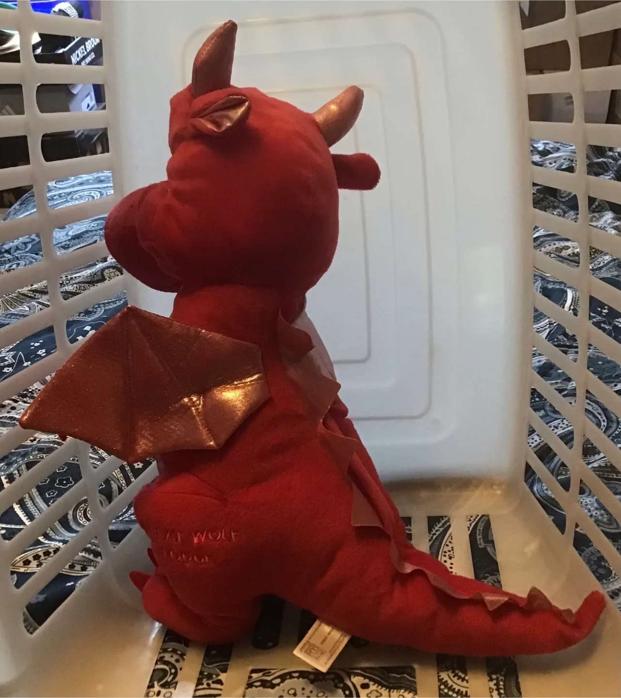 🤩 Great Wolf Lodge Red Dragon Plush image indicator(2)