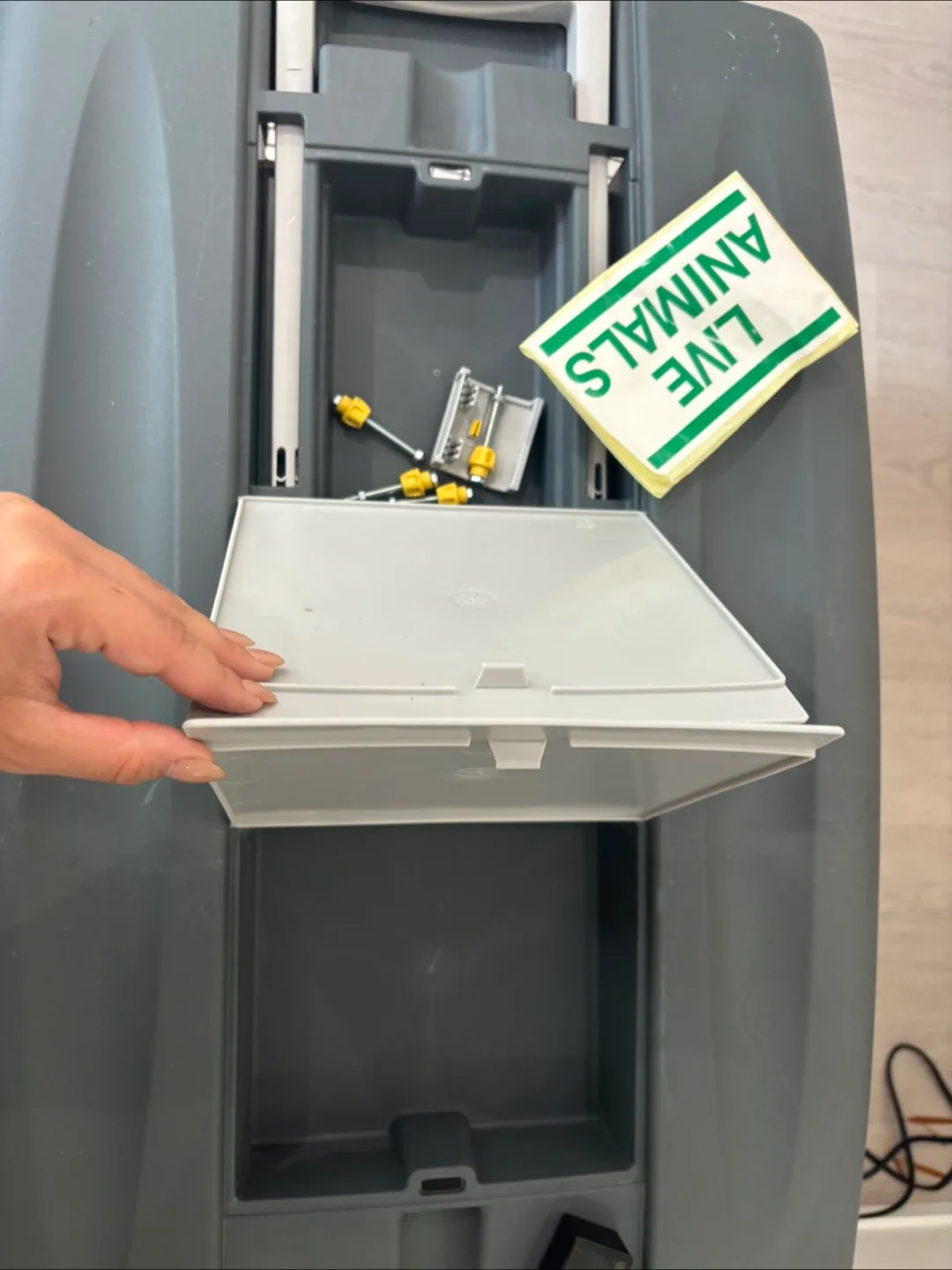 Big Pet Carrier - 75cm x 59cm image indicator(2)