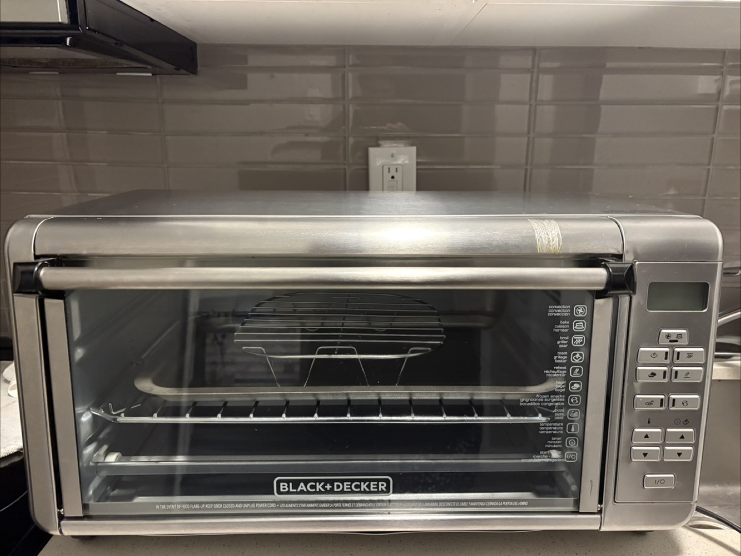 Black + Decker Digital Convection Oven-MOVING OUT SALE - photo 4