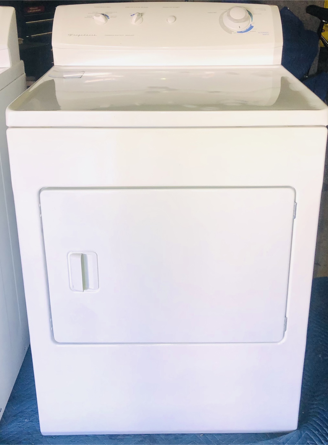 Frigidaire Washer Dryer Set - photo 2