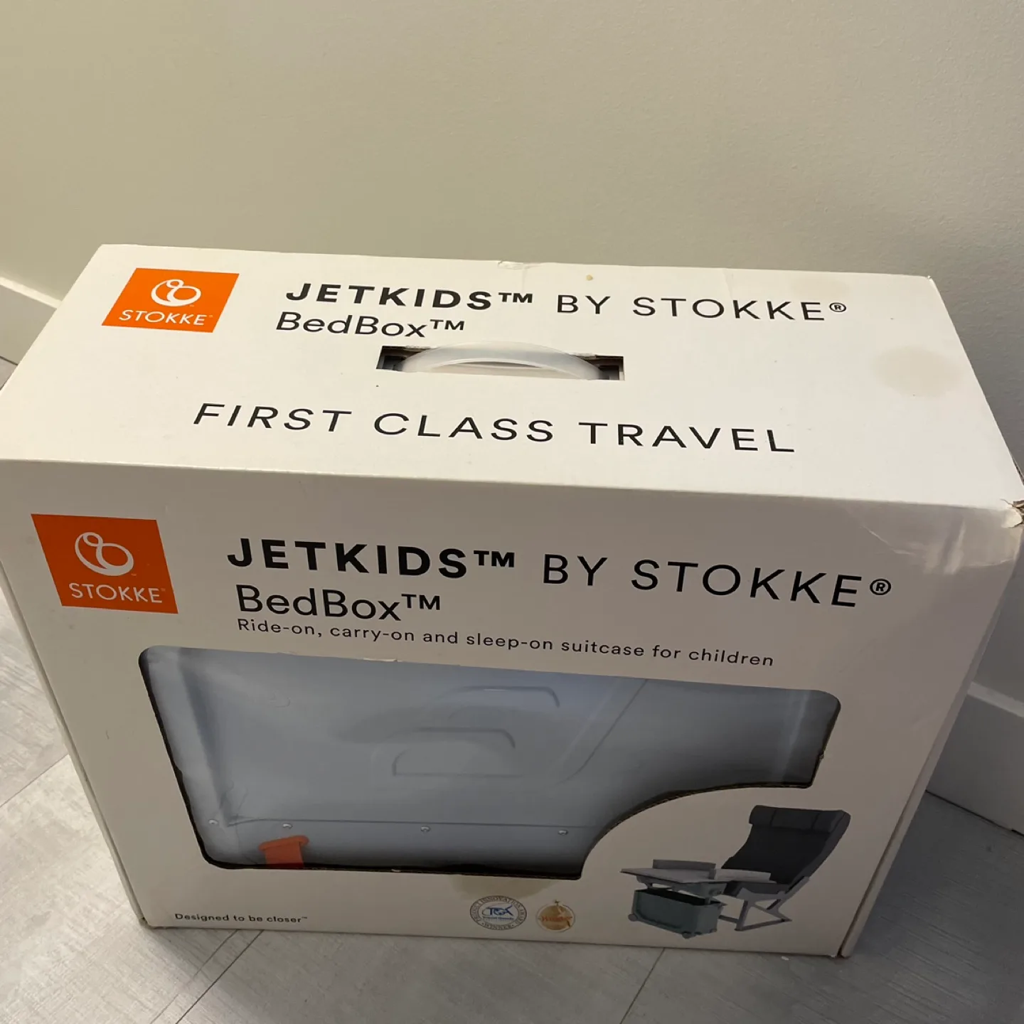 Stokke Jetkids Bedbox Ride-on Suitcase thumbnail