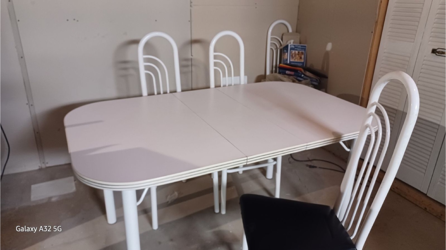 Dining Table with 4 Chairs - White - photo 3