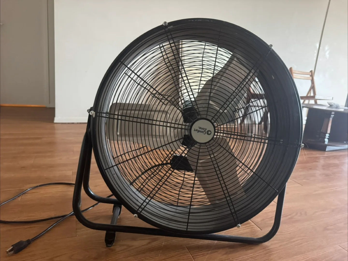 Comfort Zone 20-inch Floor Fan thumbnail