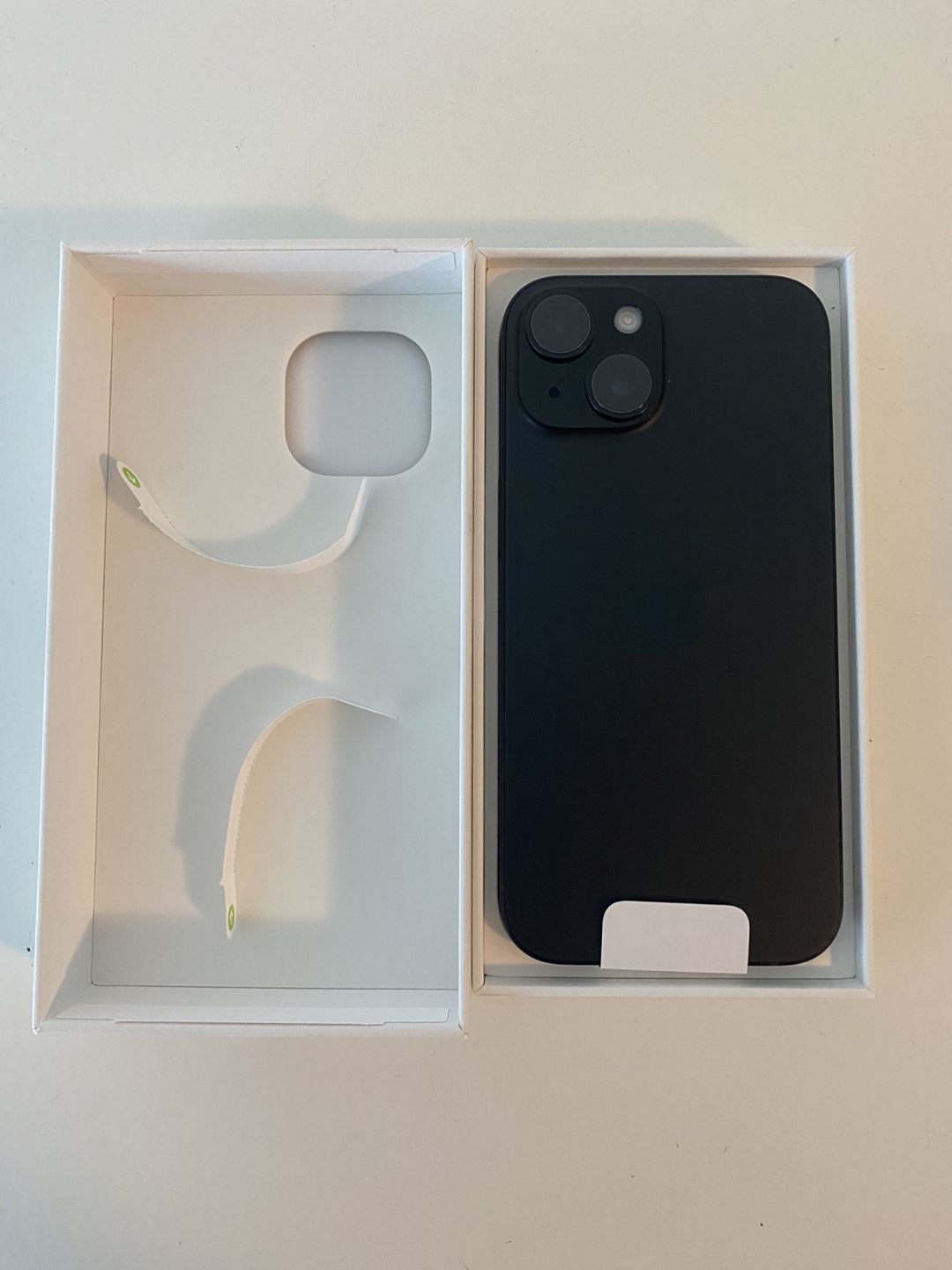 New Apple iPhone 15 Black 128GB - photo 4