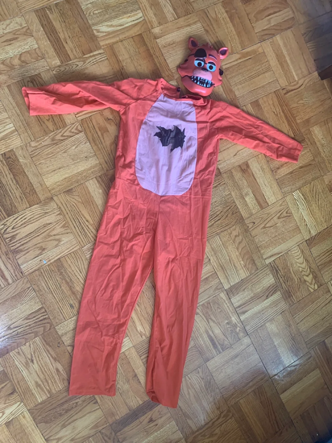 Foxy Five Nights at Freddy's Costume thumbnail