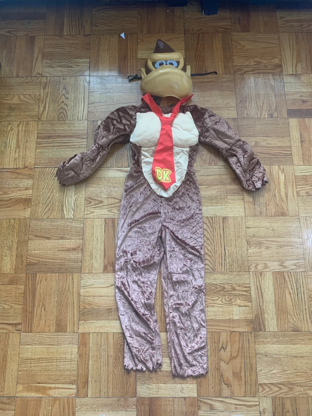 Donkey Kong Costume thumbnail