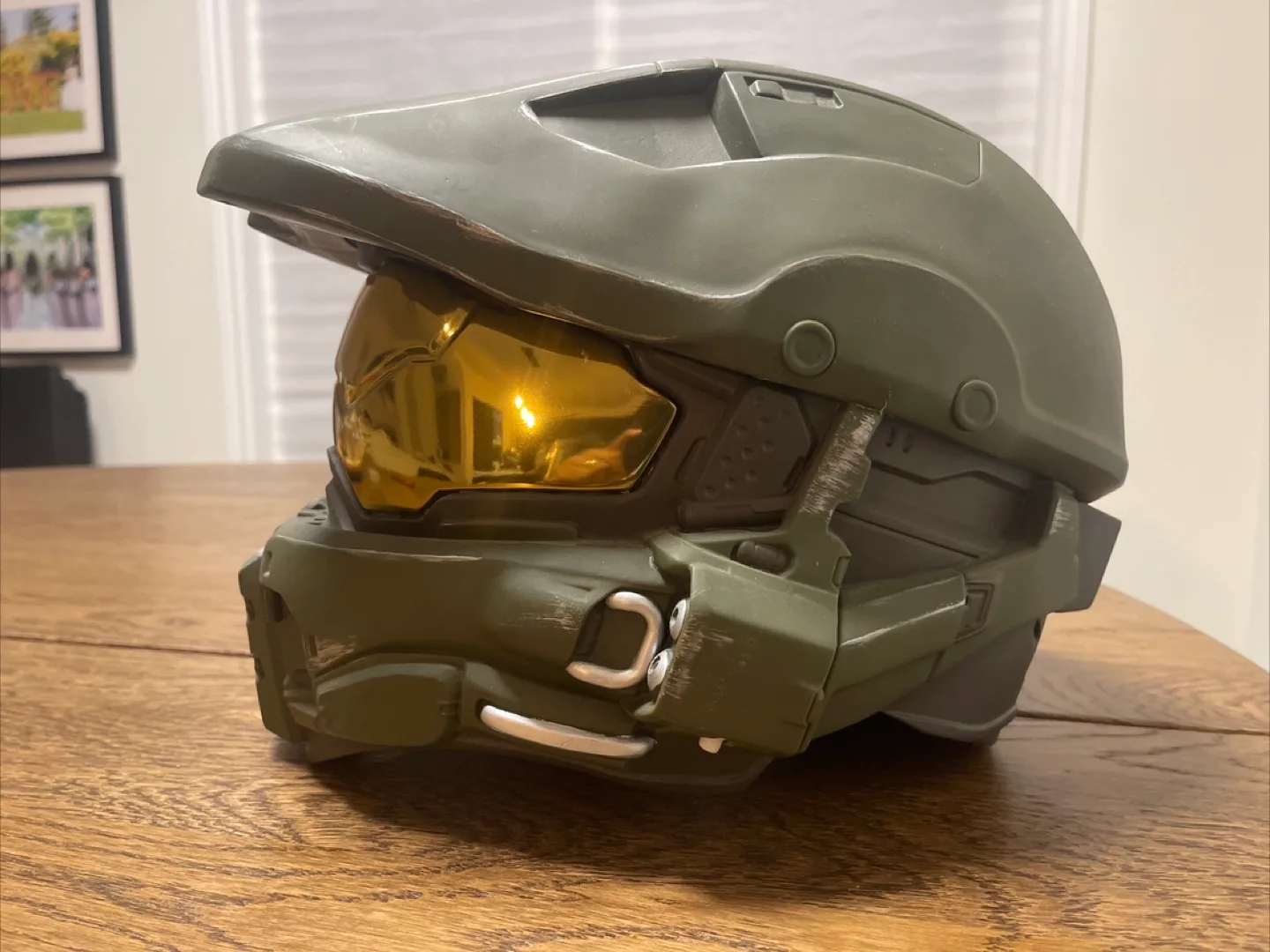 Halo Master Chief Helmet and Statue image indicator(4)