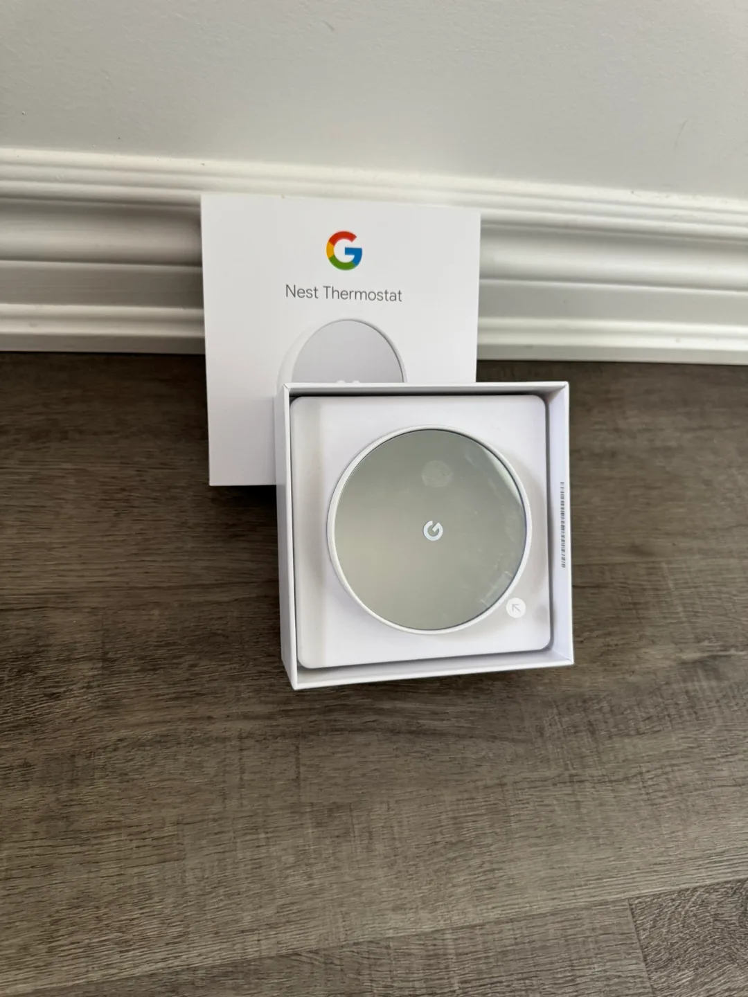 Google Nest Thermostat - Like New! thumbnail