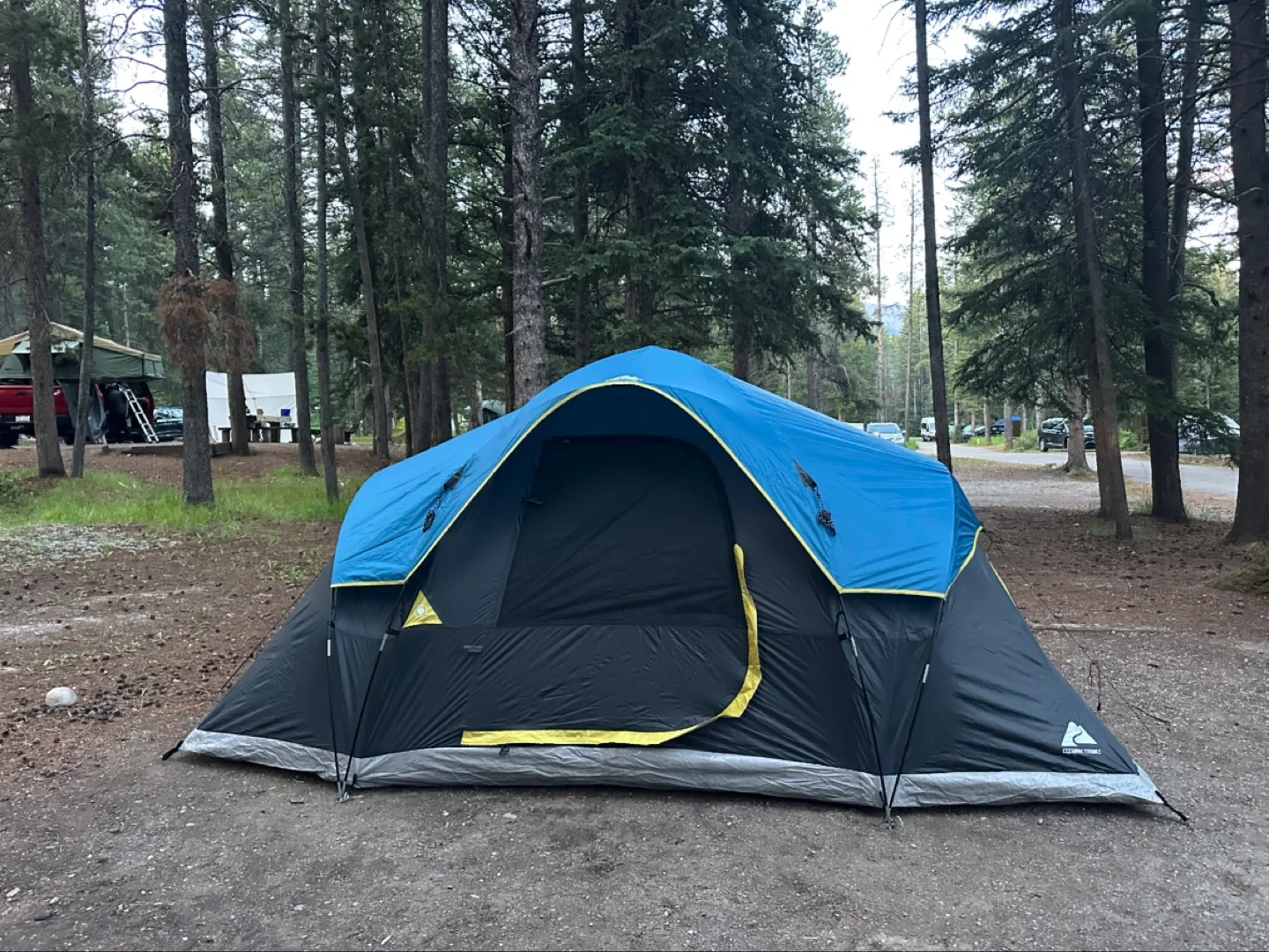 [Used Once] 6-Person Camping Tent thumbnail