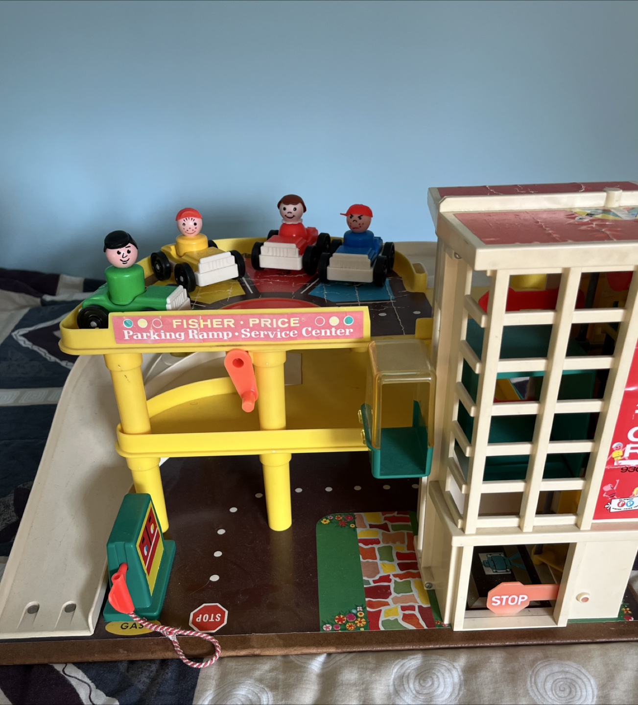 Fisher Price Parking Ramp Service Center Toy