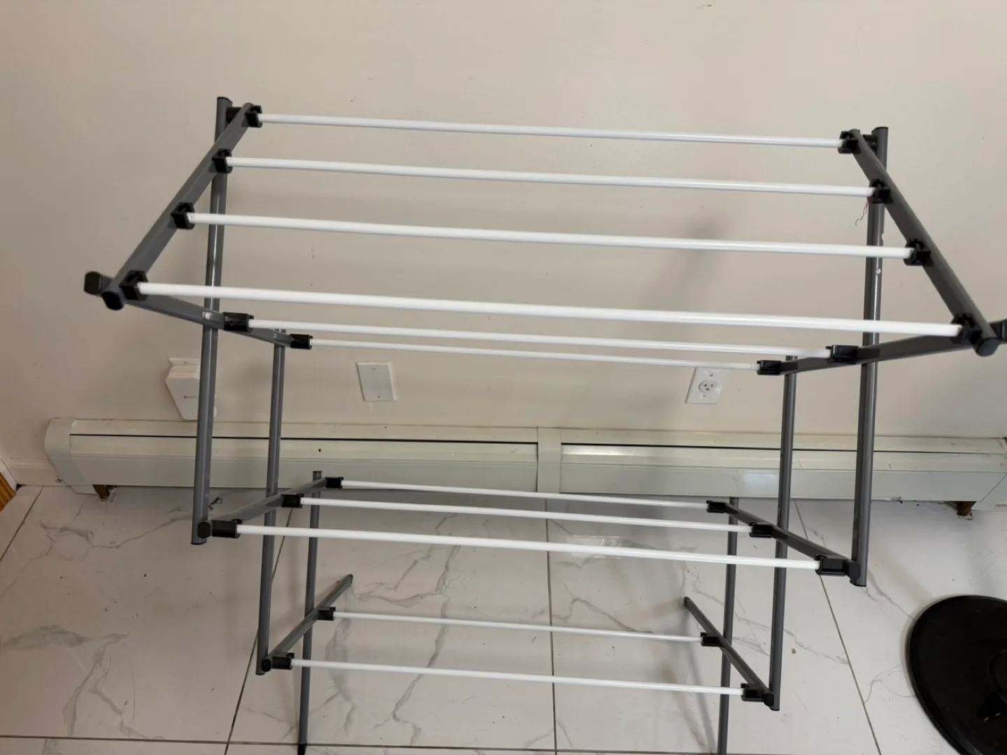 Foldable Clothes Drying Rack thumbnail
