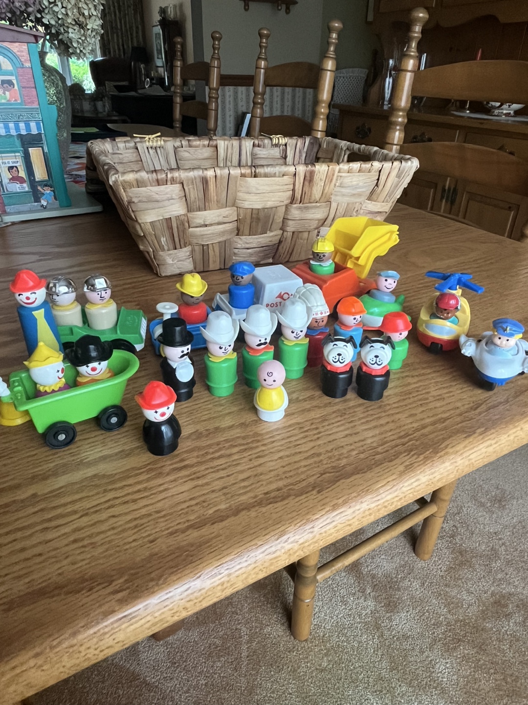 Fisher-Price Little People Figures Lot