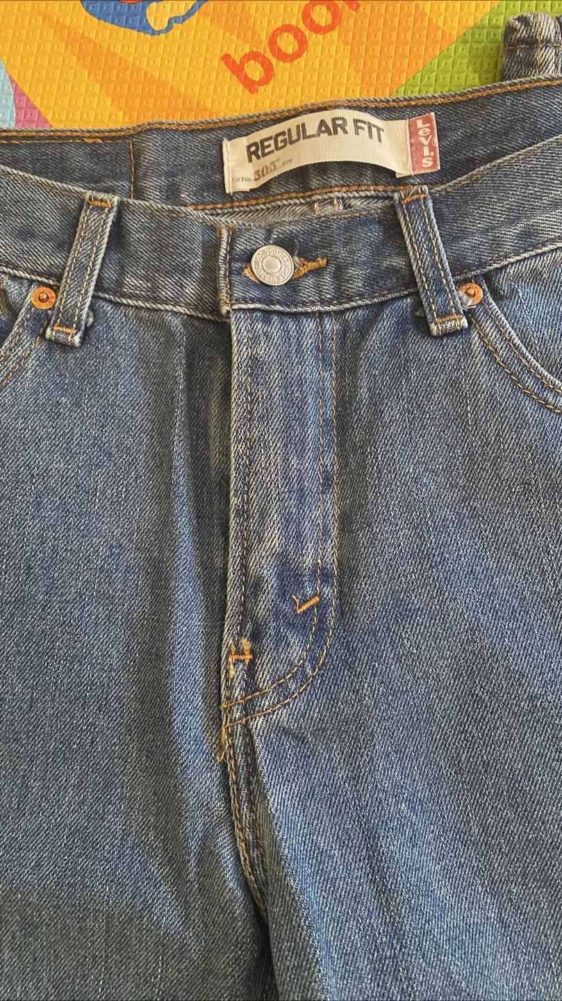 Levi's 505 Jeans, Size 29x30 - photo 2
