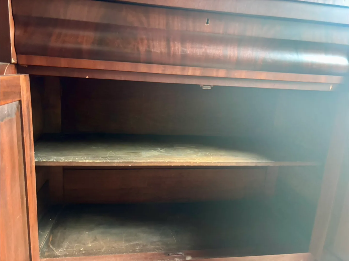 FREE Antique Wood Buffet Cabinet Cradenza Sideboard image indicator(4)