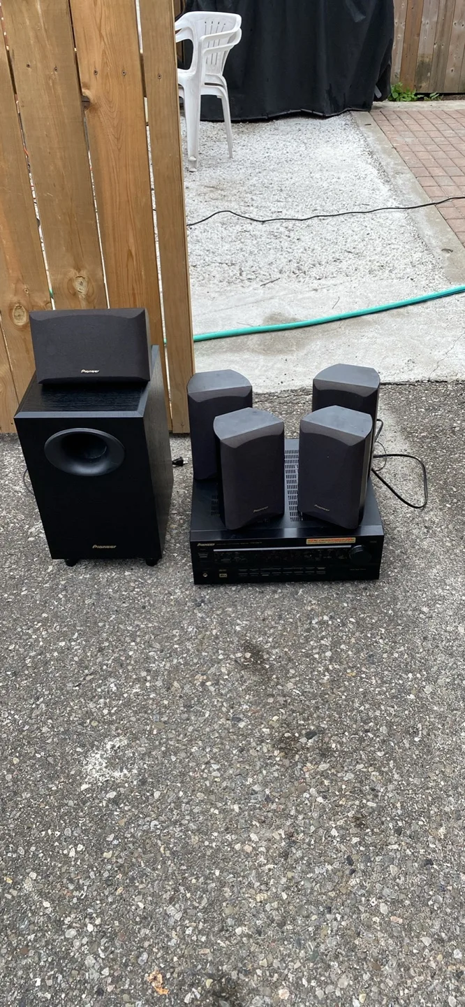 Pioneer 5.1 Channel Home Theatre System thumbnail