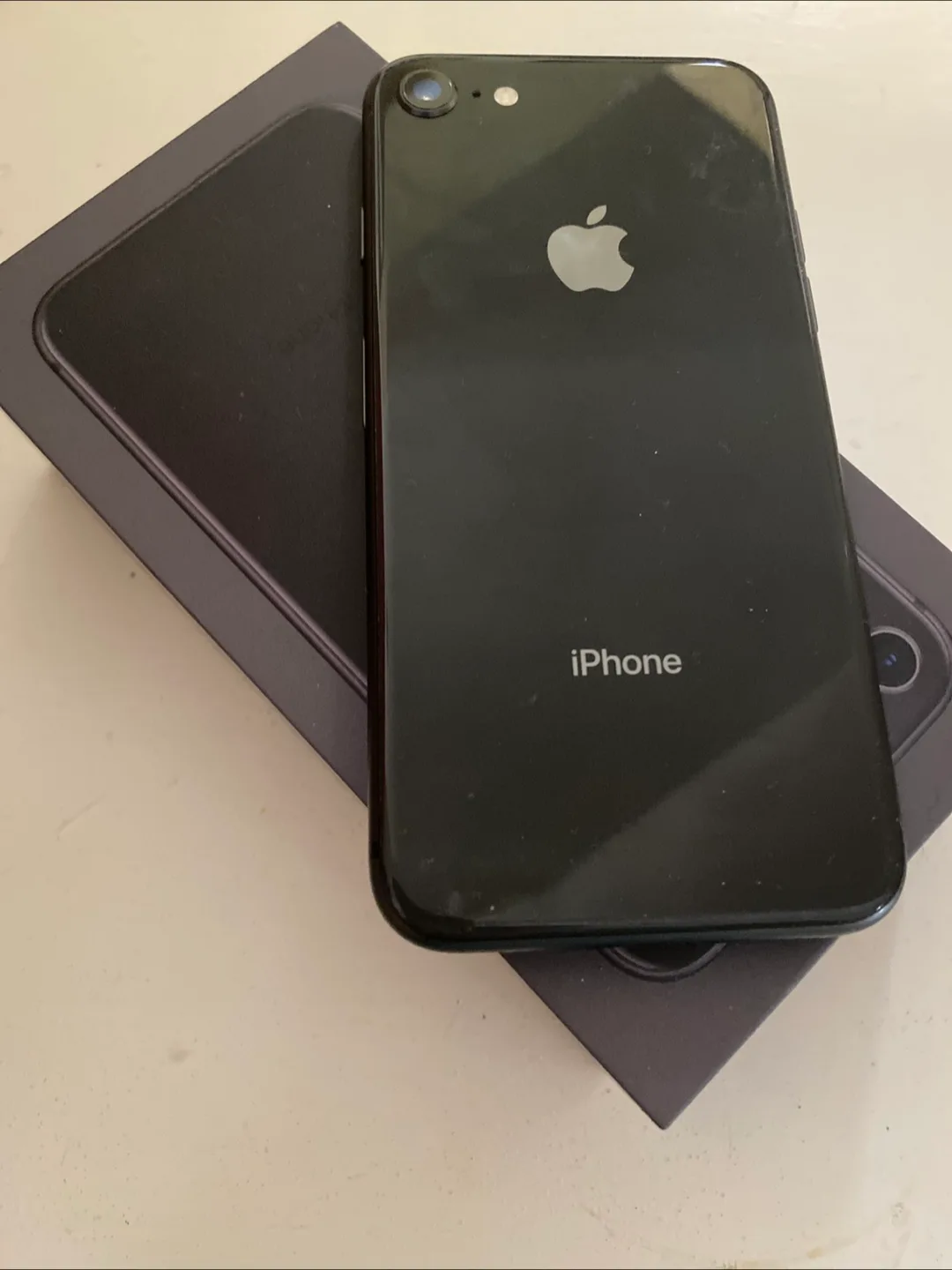 Apple iPhone 8 - Black image indicator(2)